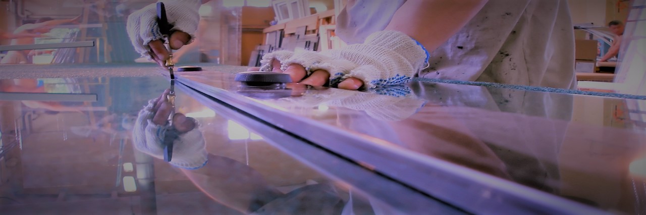 Slider, Glass Cutting Service in Cockfosters, East Barnet, EN4